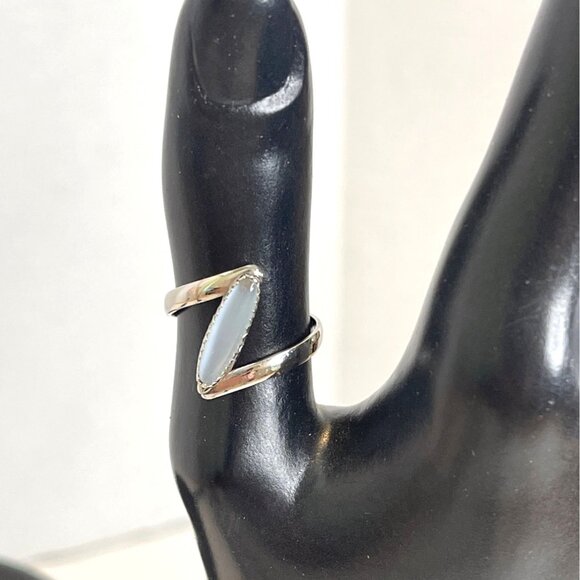 Modernist Marquise Chalcedony Cabochon Bezel Boho Sterling Silver Ring Size 7 - Picture 9 of 11
